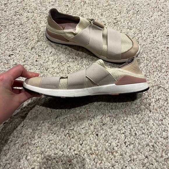 Olukai Womens Mikilua Kako'o Slip on Sneaker Shoes Sz 8.5 Bone Stretch - Picture 8 of 9